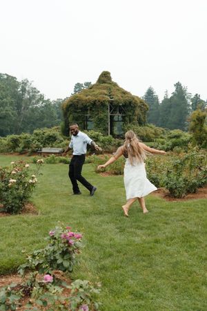 Elizabeth rose garden engagement and ceremony portraits Hartford ct