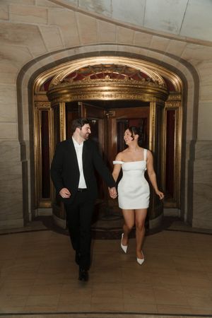 couples engagement session at the Hartford City Hall in Connecticut