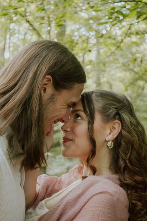Romantic photography session capturing authentic connection.