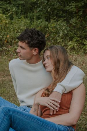 Romantic photography session capturing authentic connection.