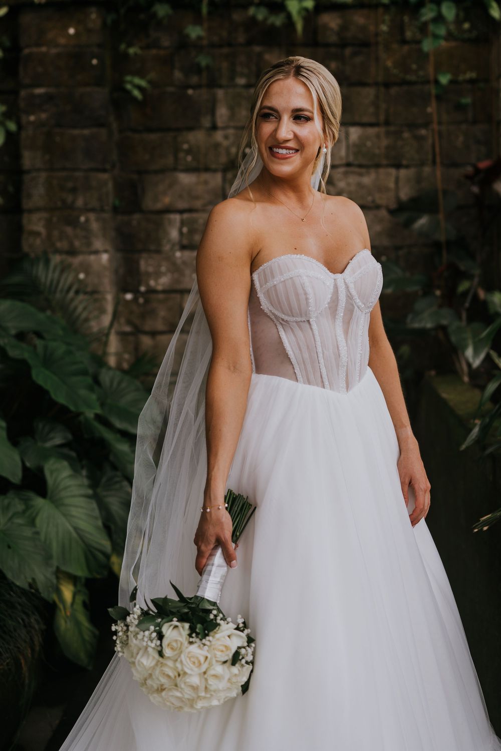 Professional wedding photographer in Bali