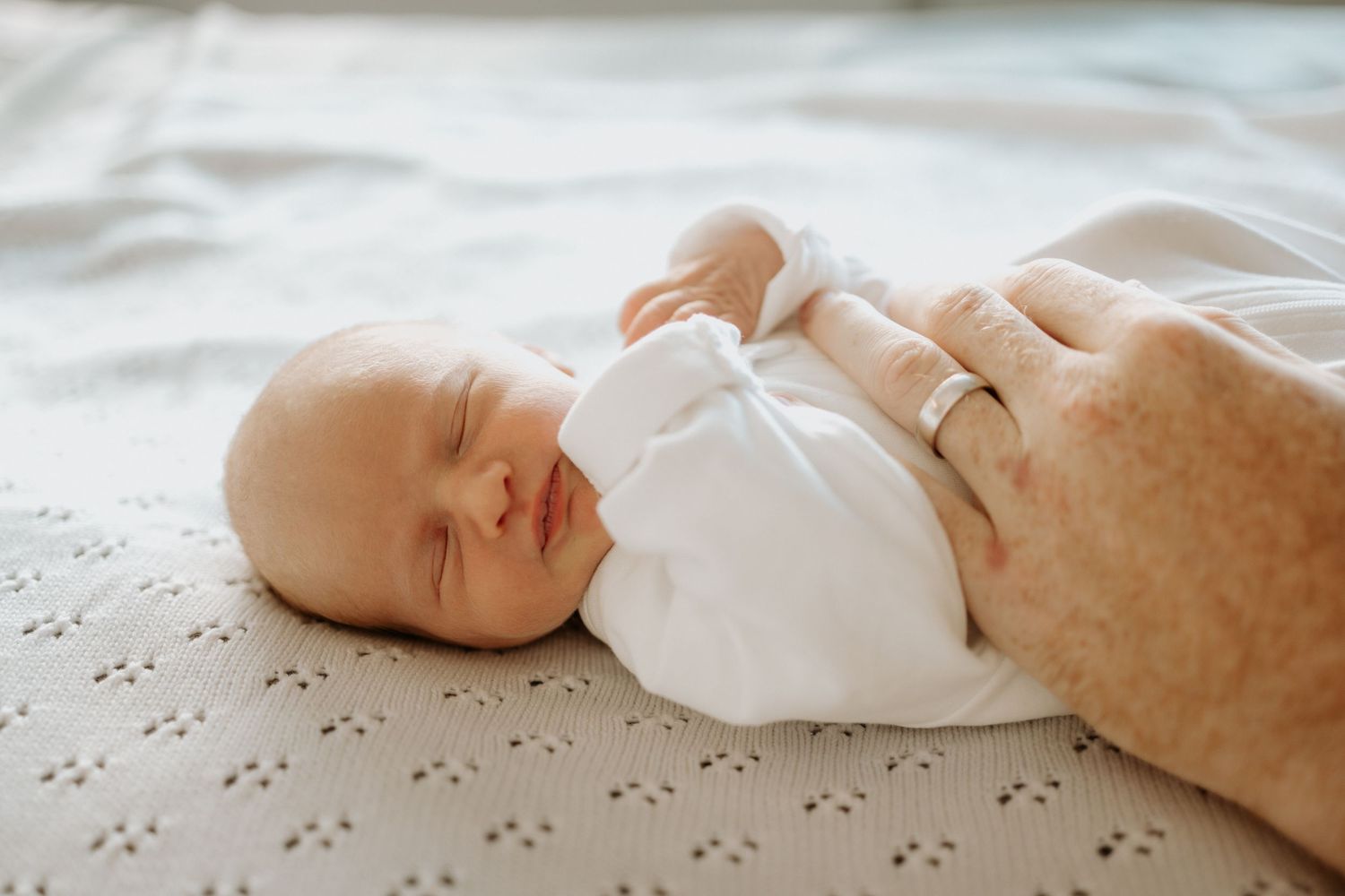 Geelong Lara Torquay Ocean Grove Barwon Heads newborn maternity pregnancy family motherhood couples photographer photography photoshoot