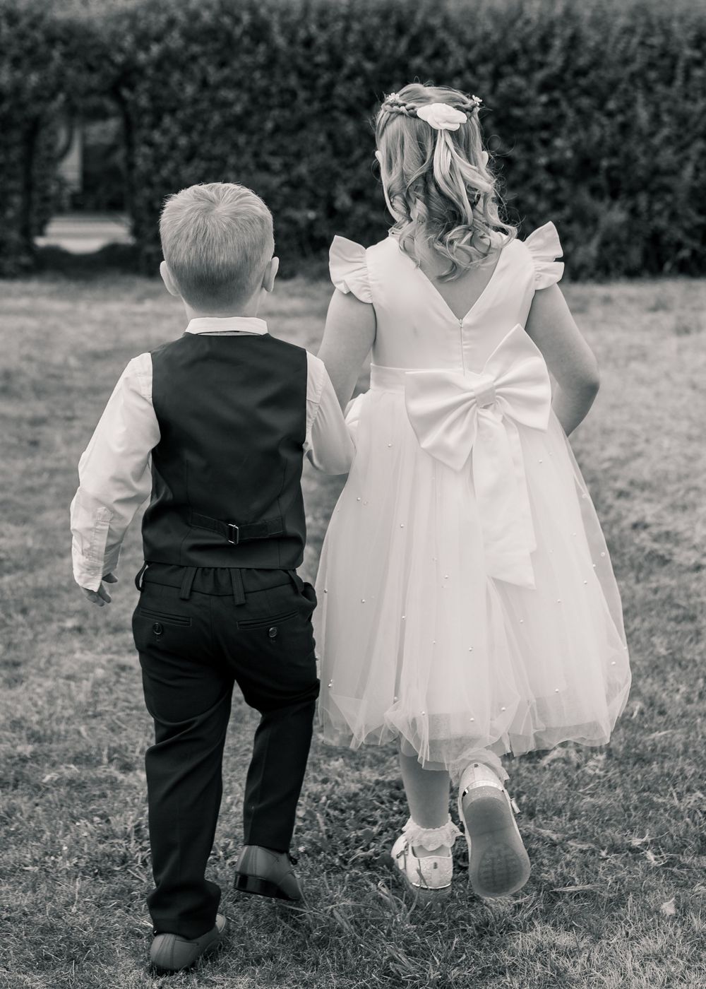 FLOWER GIRL AND PAGE BOY WEDDING PHOTOGRAPHY PARK FARM HOTEL NORWICH