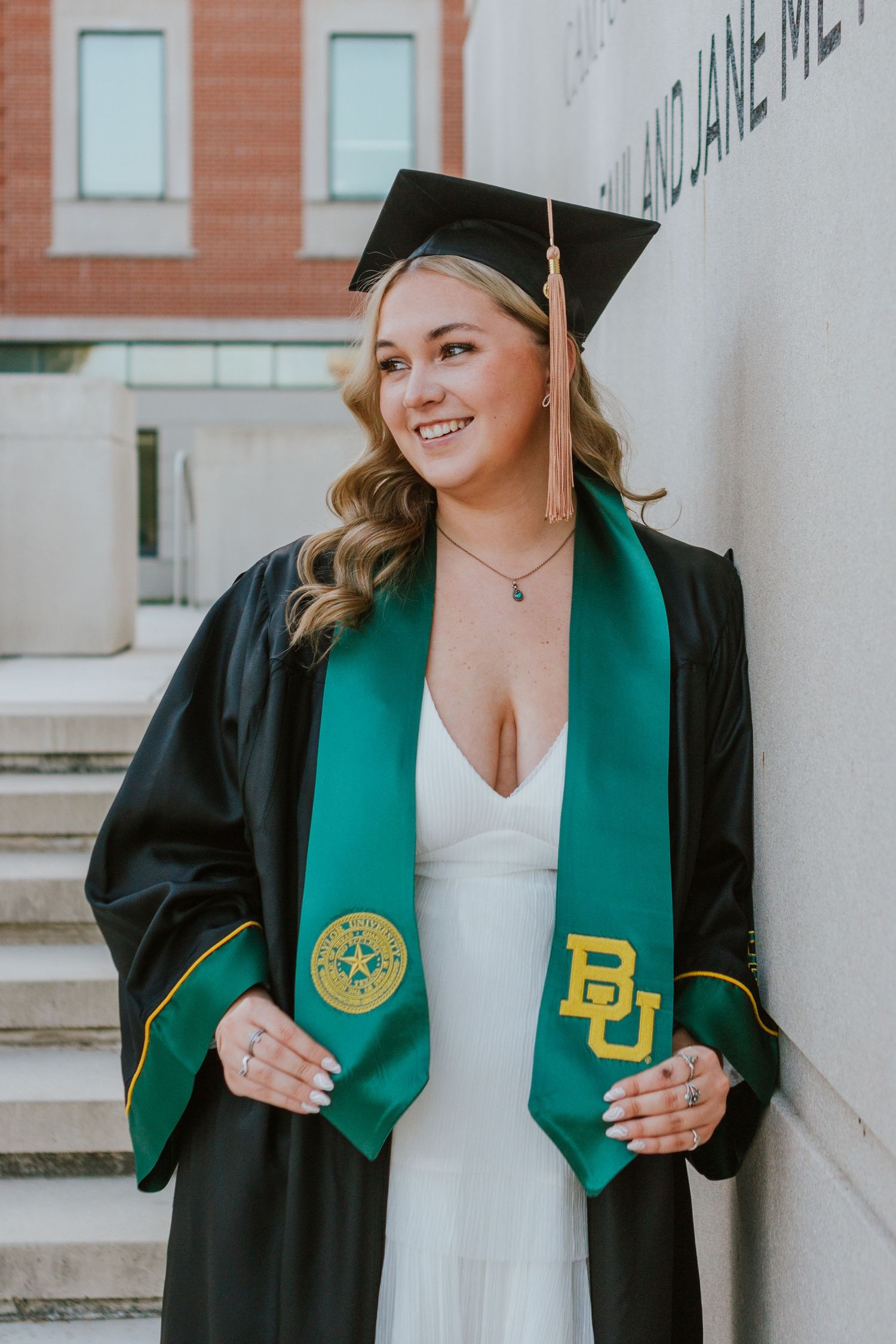 Baylor University Grad Photos, Graduation Photos, Grad Photos, Golden Graduates, Anna Romani Photography, Foster