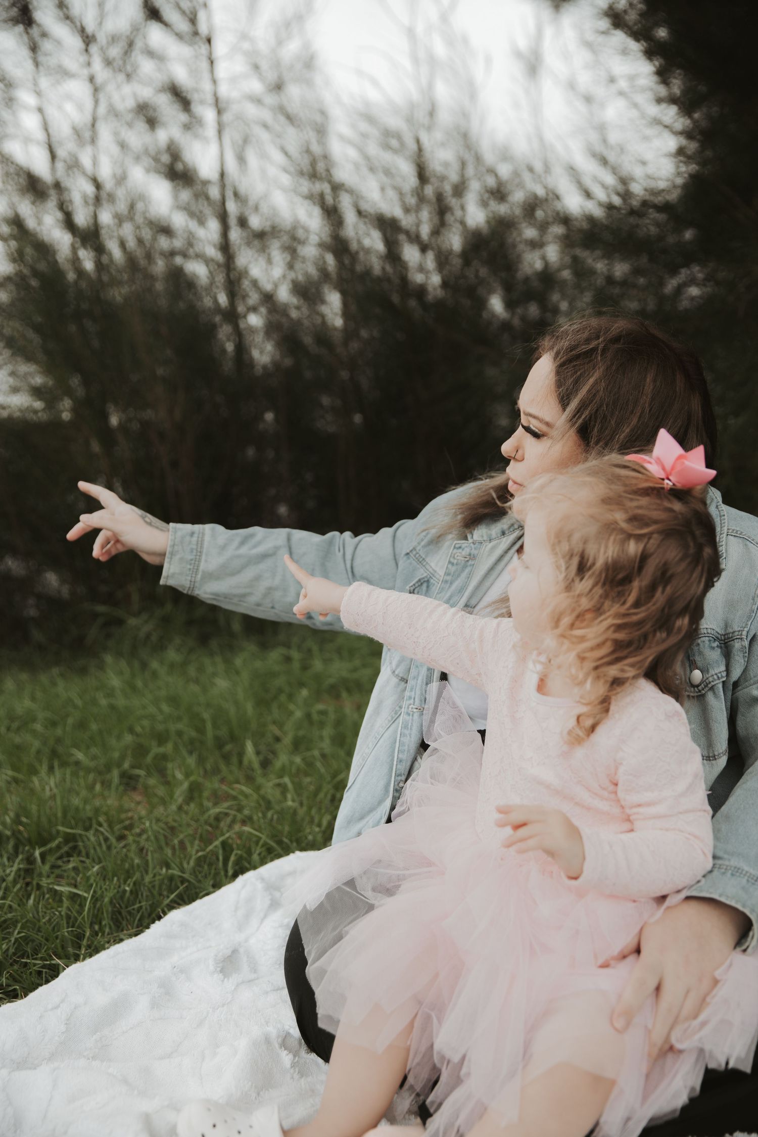 Family photography, Melbourne family photographer, natural family portraits, candid family moments, outdoor family photoshoot