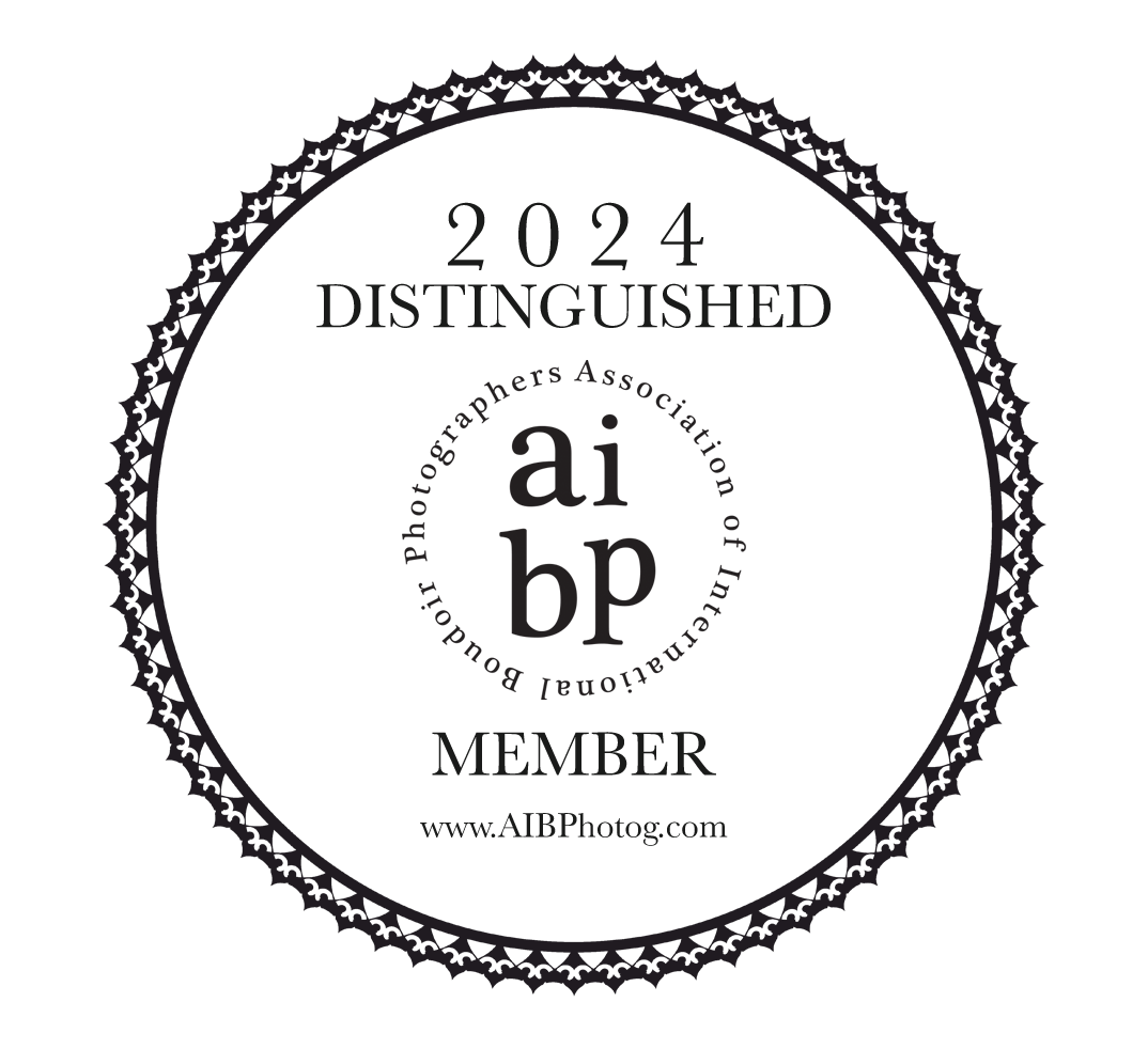 Awarded 2024 Distinguished Member by the Association of International Boudoir Photographers.