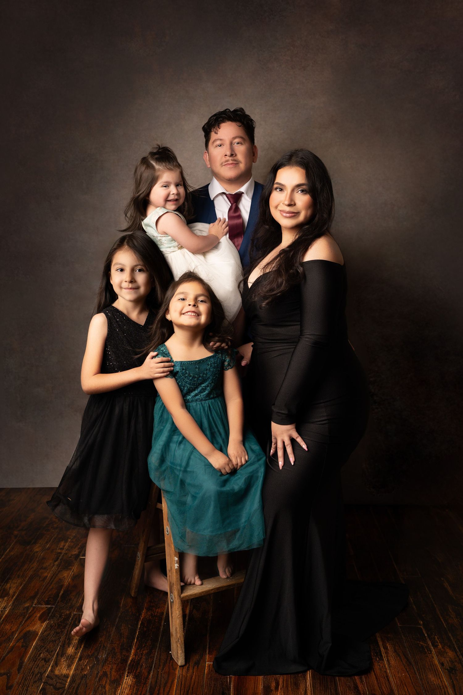 Los Angeles Newborn Photographer near me, Los Angeles Maternity Photography and Newborn Photographer and Cake Smash Photography | JDLA Photo