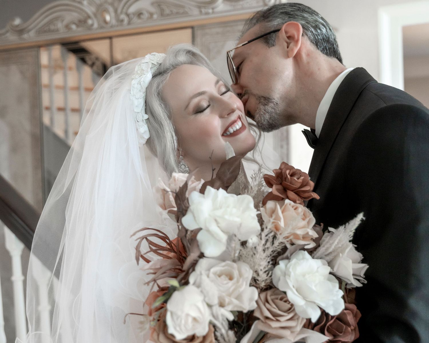 This vintage-inspired wedding in Andover, MA was picture-perfect—see the highlights and elegant imagery from Christopher Raspa Photography.