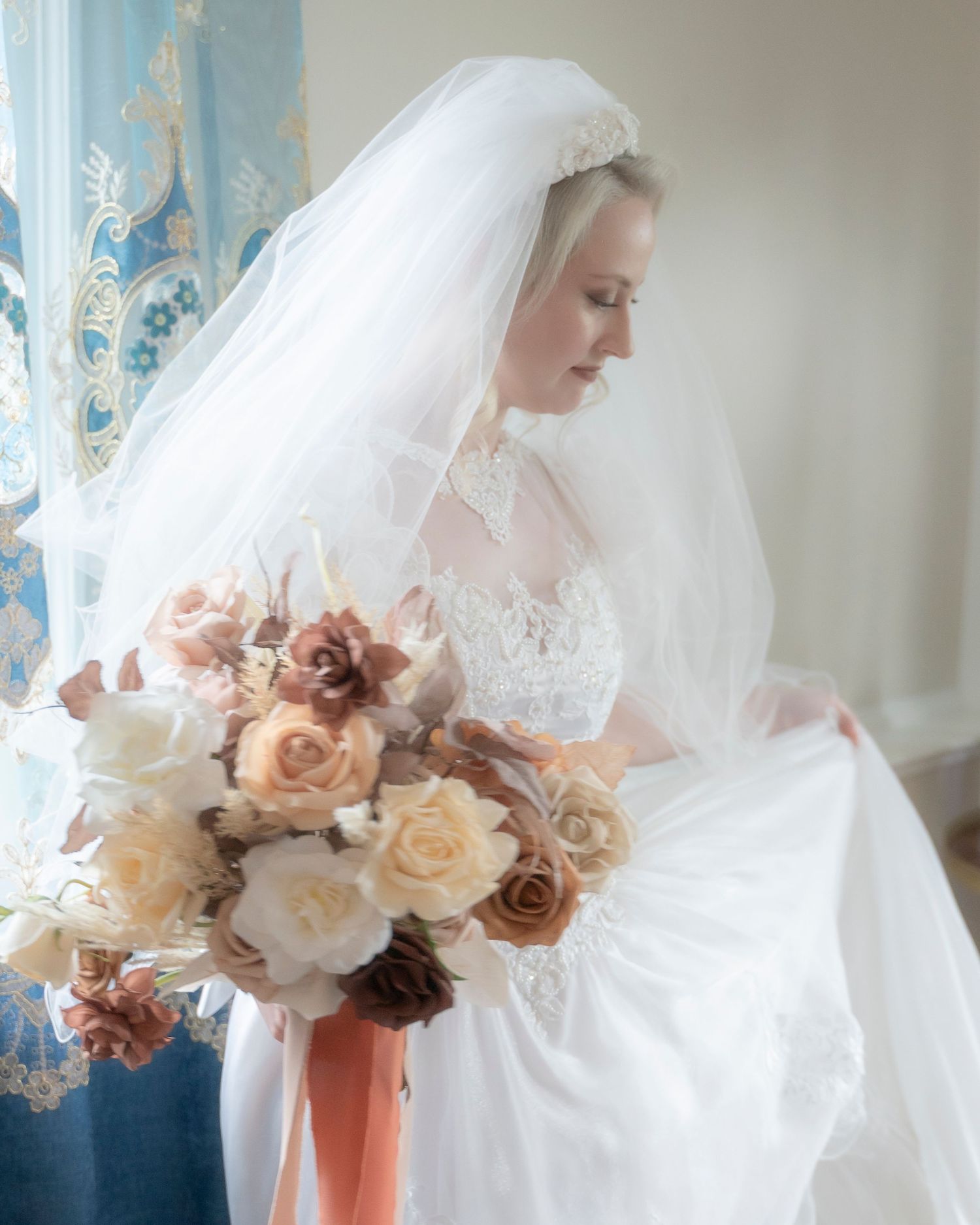 This vintage-inspired wedding in Andover, MA was picture-perfect—see the highlights and elegant imagery from Christopher Raspa Photography.