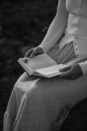 LDS sister missionary photos, LDS temple photos, LDS missionary photoshoot