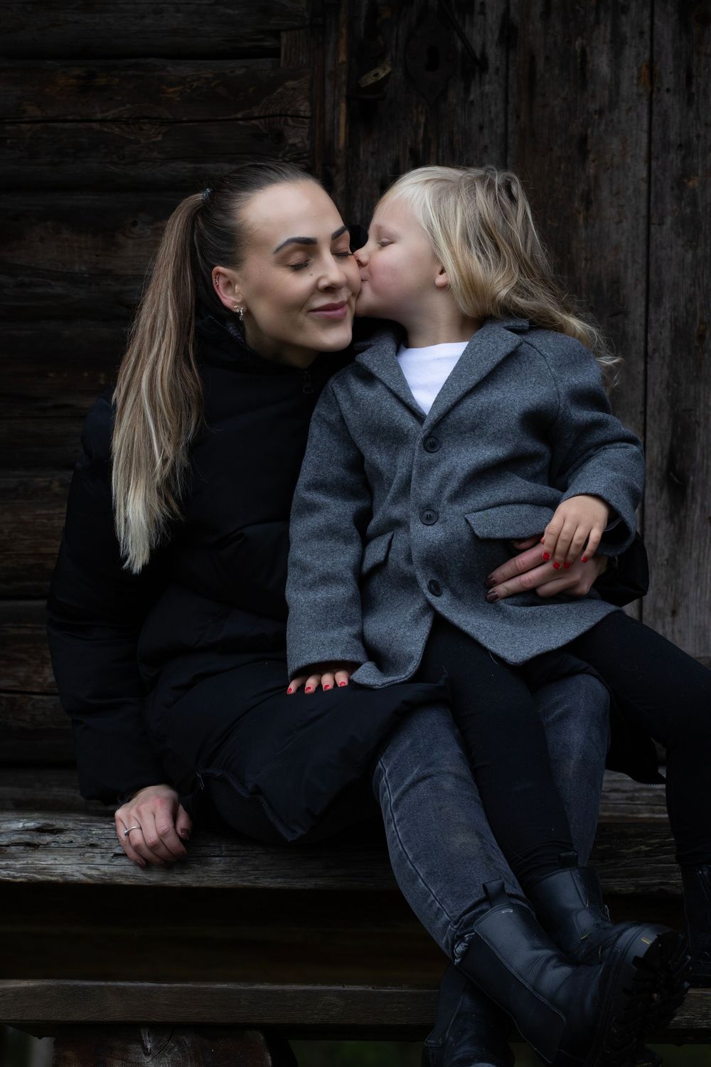 Familiefotografering. Mor og barn.