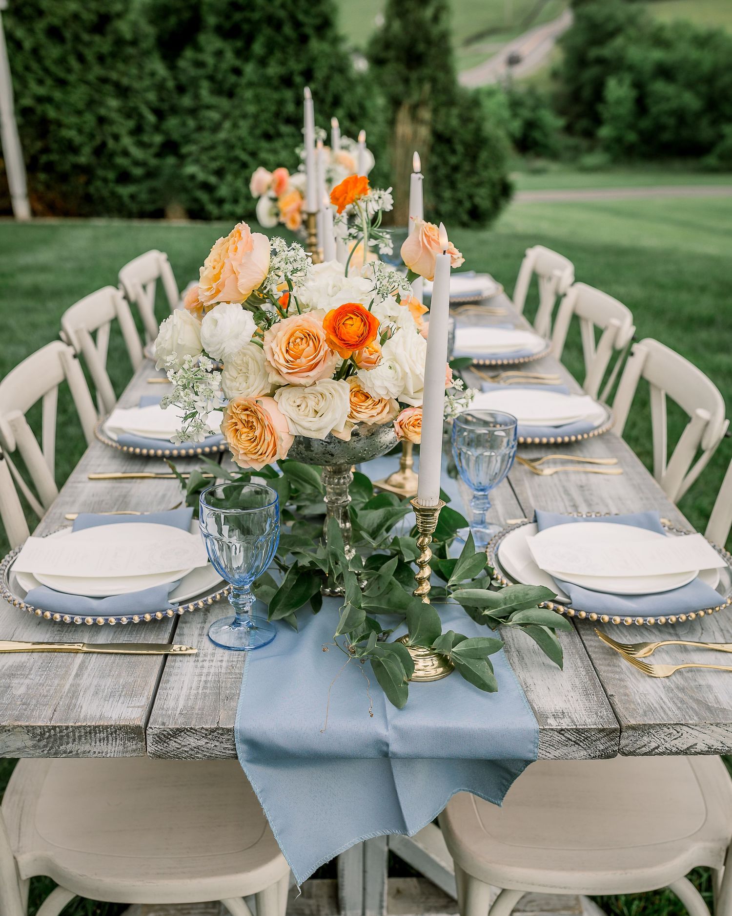 Wedding florals and design to die for!  Perfect for a beautiful middle Tennessee springtime wedding.