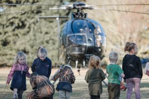 Helicopter dropping a collie scramble in Rotherham Hunting competition