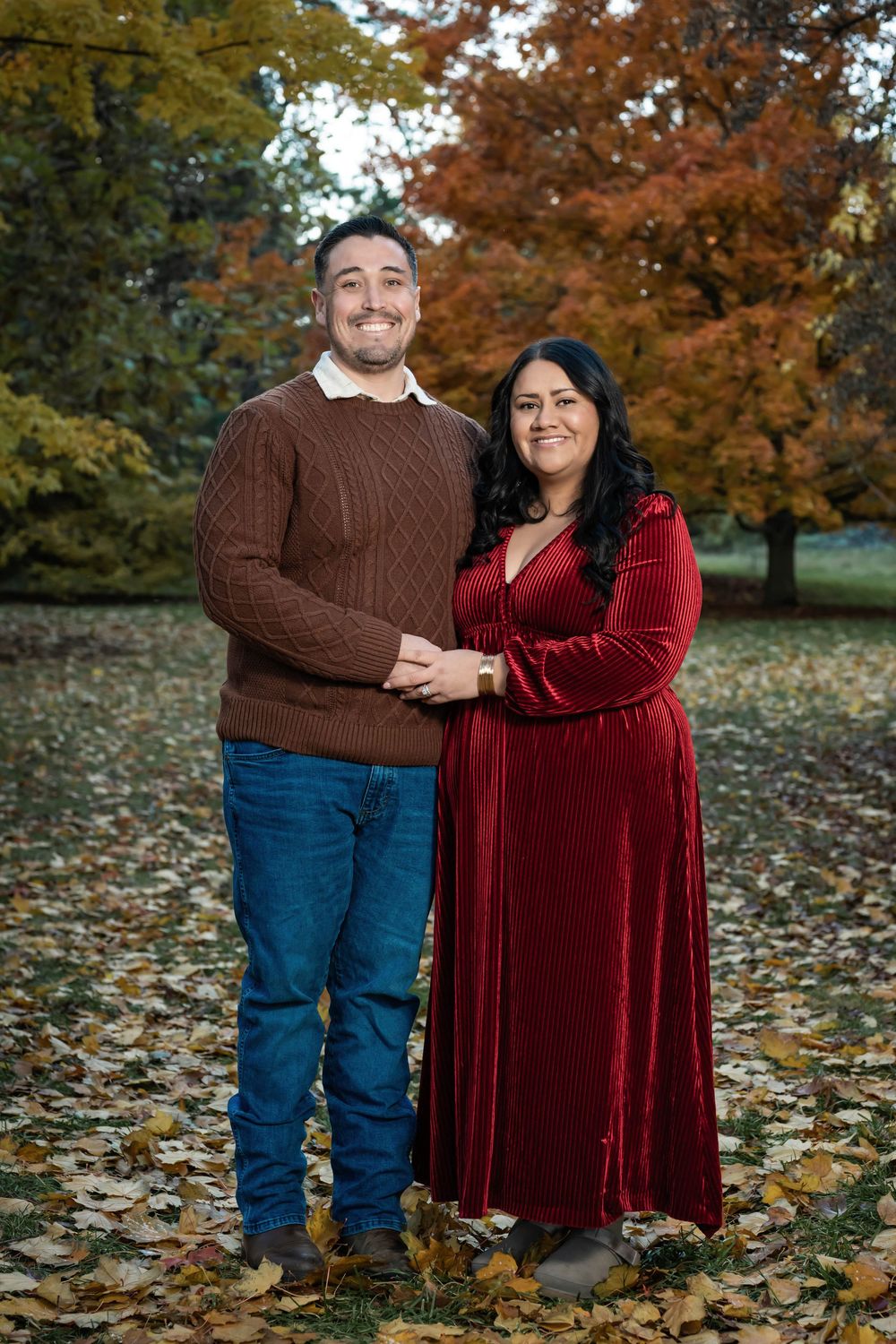 Family fall portraits take at Finch Arboretum in Spokane Washington.