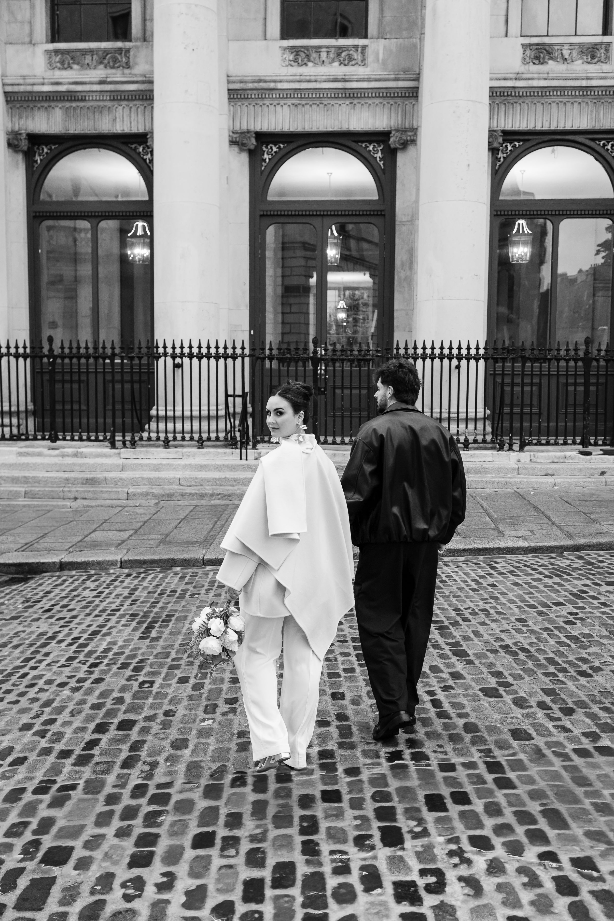Striking editorial portrait — modern elegance and cinematic style in Dublin.