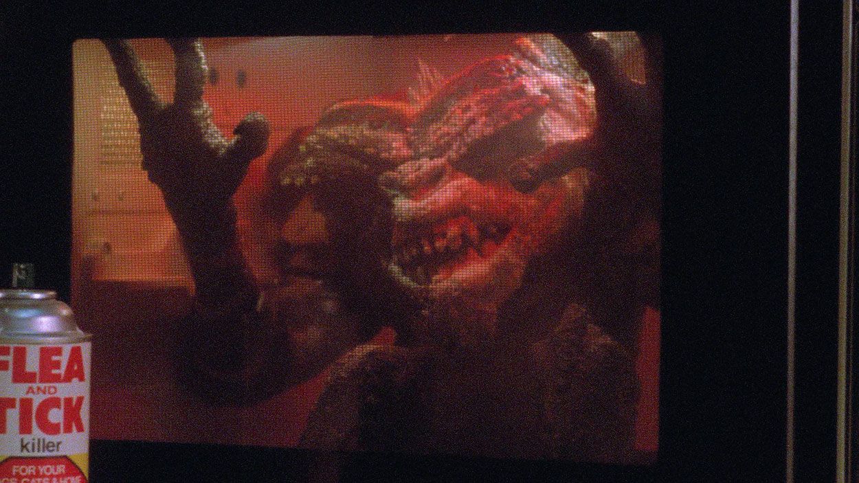 Gremlins microwave scene