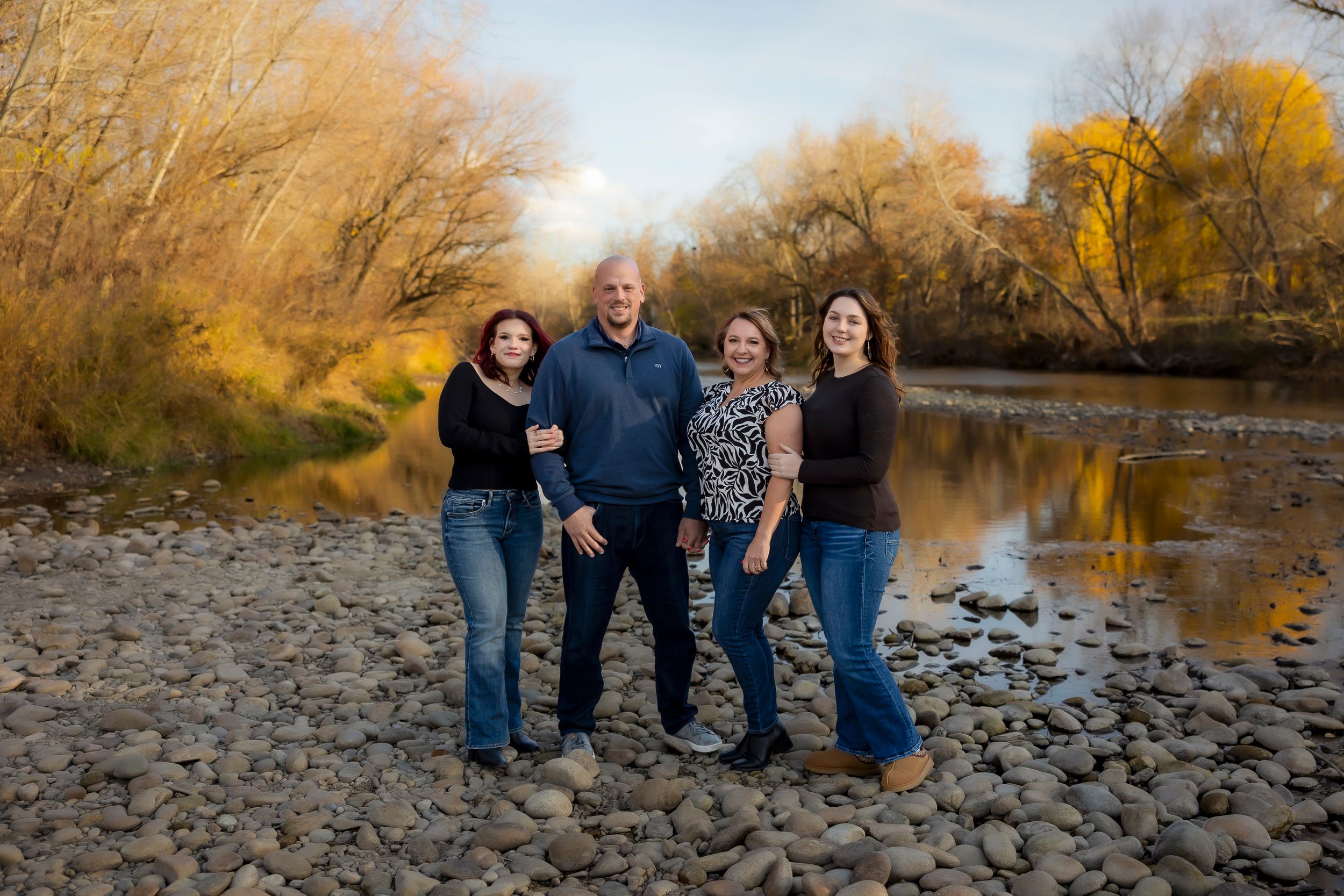 Boise River Eagle Idaho behind Bar de Nay family photos