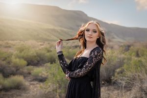Swan Falls Dam Kuna Idaho senior girl spring
