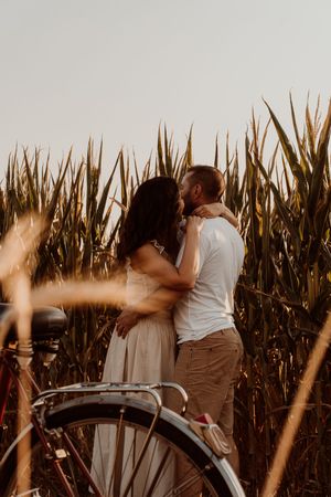 Servizi fotografici per coppie e matrimoni  
Racconti visivi autentici per coppie innamorate. Servizi foto wedding e love story  a Cogliate