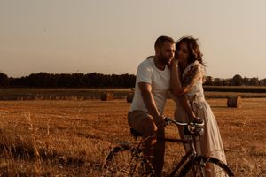 Servizi fotografici per coppie e matrimoni  
Racconti visivi autentici per coppie innamorate. Servizi foto wedding e love story  a Cogliate