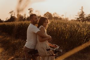 Servizi fotografici per coppie e matrimoni  
Racconti visivi autentici per coppie innamorate. Servizi foto wedding e love story  a Cogliate