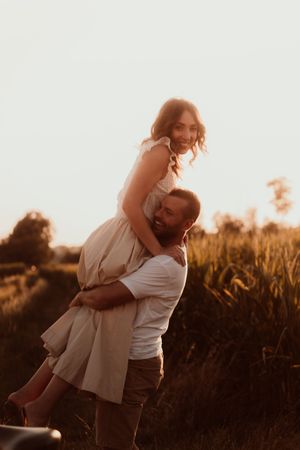 Servizi fotografici per coppie e matrimoni  
Racconti visivi autentici per coppie innamorate. Servizi foto wedding e love story  a Cogliate