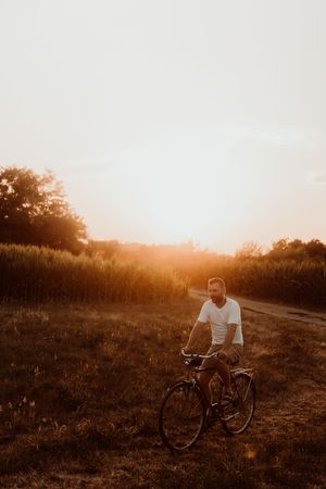 Servizi fotografici per coppie e matrimoni  
Racconti visivi autentici per coppie innamorate. Servizi foto wedding e love story  a Cogliate