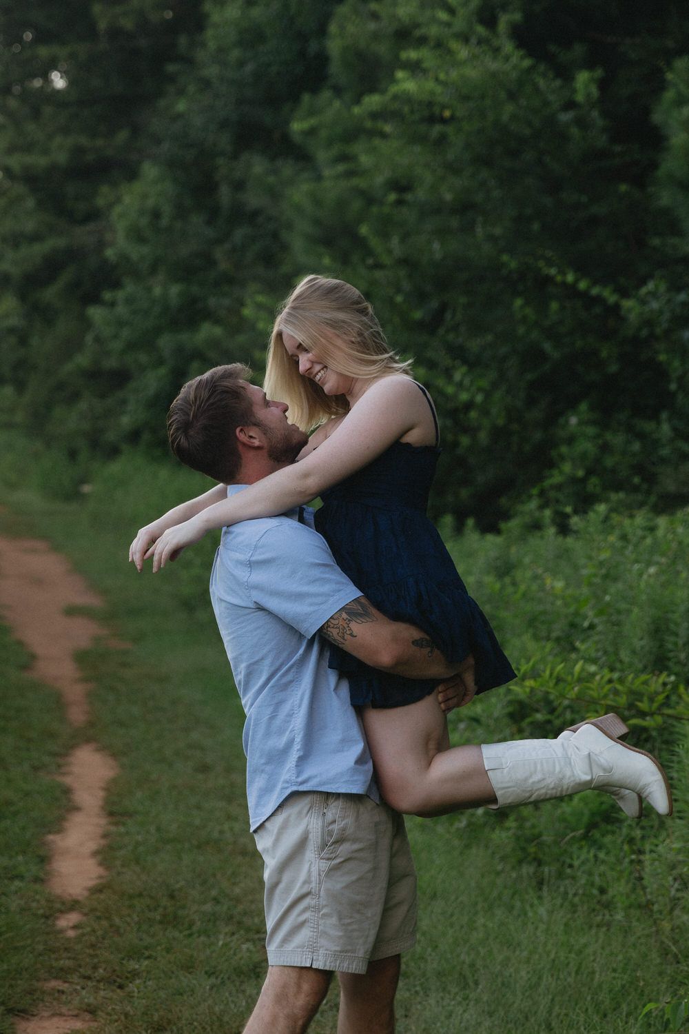 North Georgia mountain couples session with natural posing.