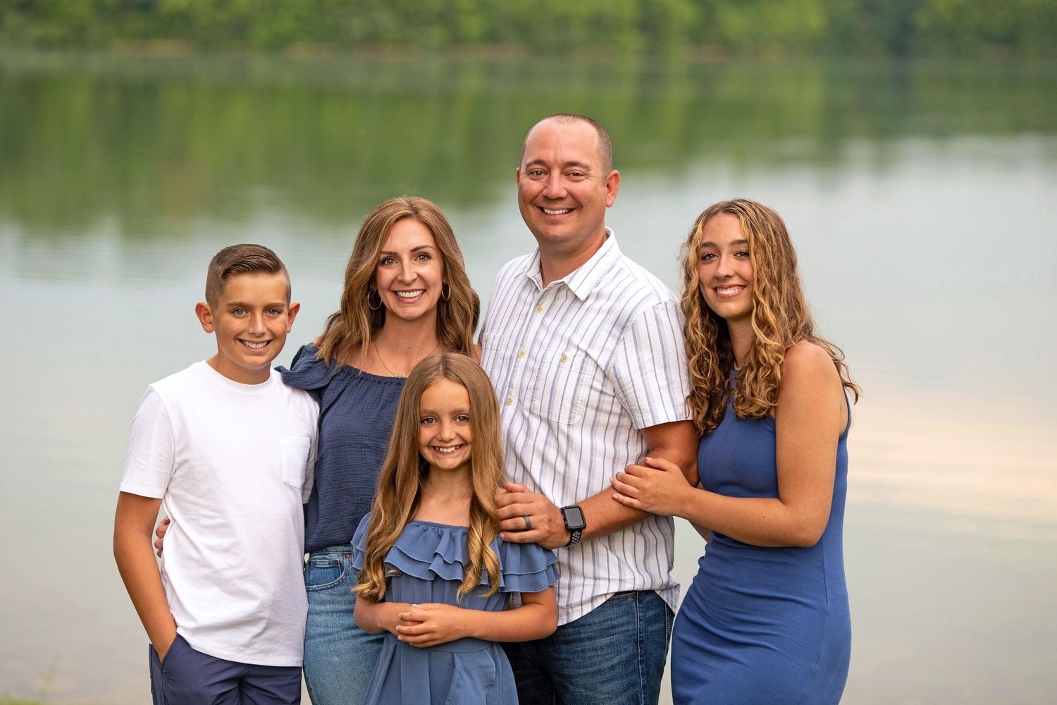 Multi-family sessions, family portraits, and heirloom images tailored to your group. Serving New Braunfels, Austin & Surrounding areas.