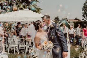 Servizi fotografici per coppie e matrimoni  
Racconti visivi autentici per coppie innamorate. Servizi foto wedding e love story  Monza