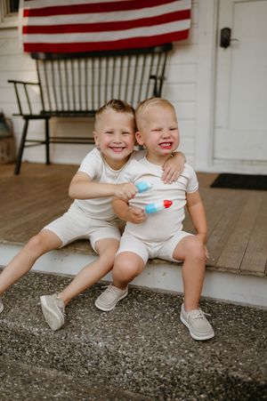 Snohomish Family Photographer Seattle Family Photographer Seattle Maternity Photographer Snohomish Maternity Photographer Machias Meadows