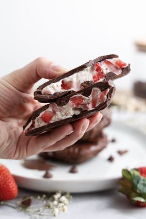 Chocolate sandwich cookie filled with strawberry cream filling.