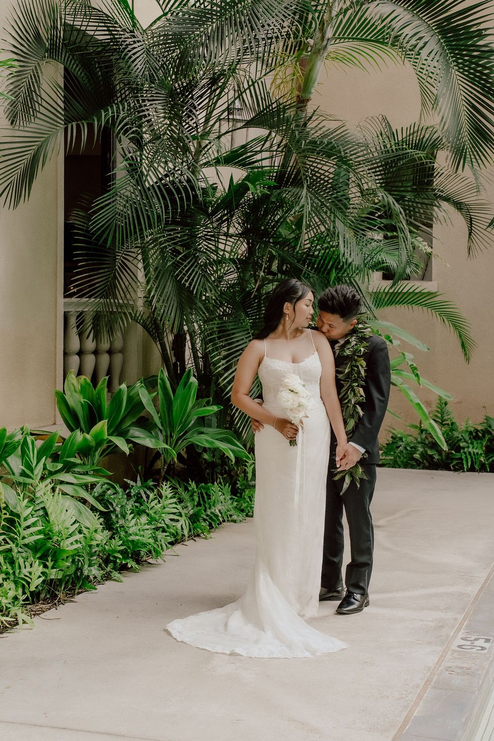 Wedding Cafe Julia Oahu Hawaii