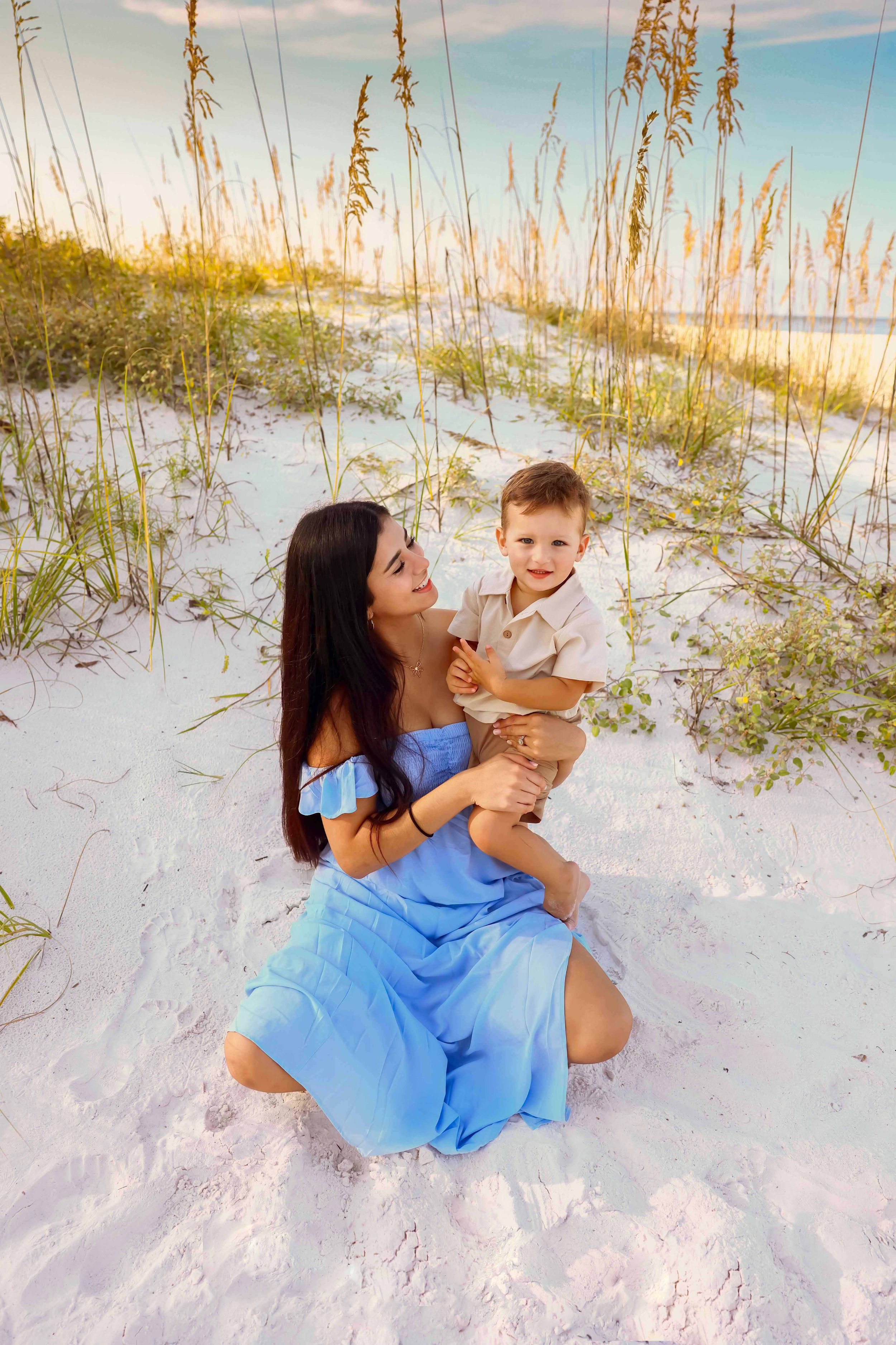 beach family photo session sarasota siesta key beach golden hour best photographer of sarasota
