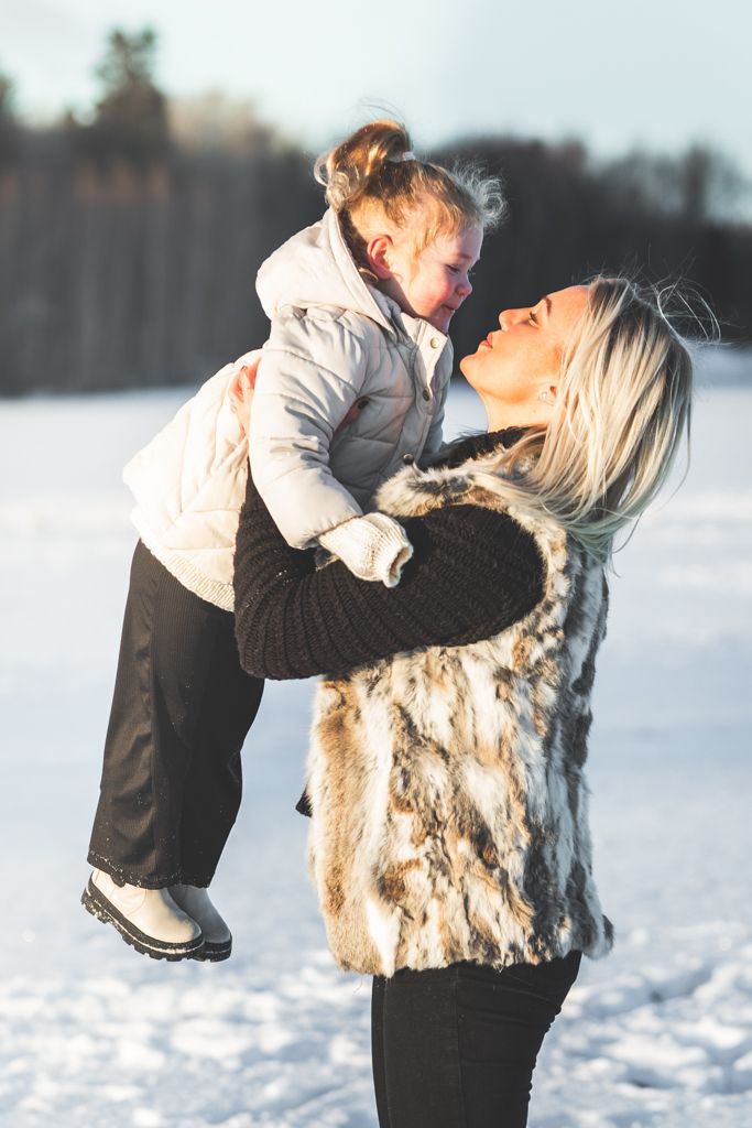 porträttfotograf i stockholm. familjefotograf. Photo By Anna Jarlhäll. fotograf i stockholm. tullinge famifoto. riksten.