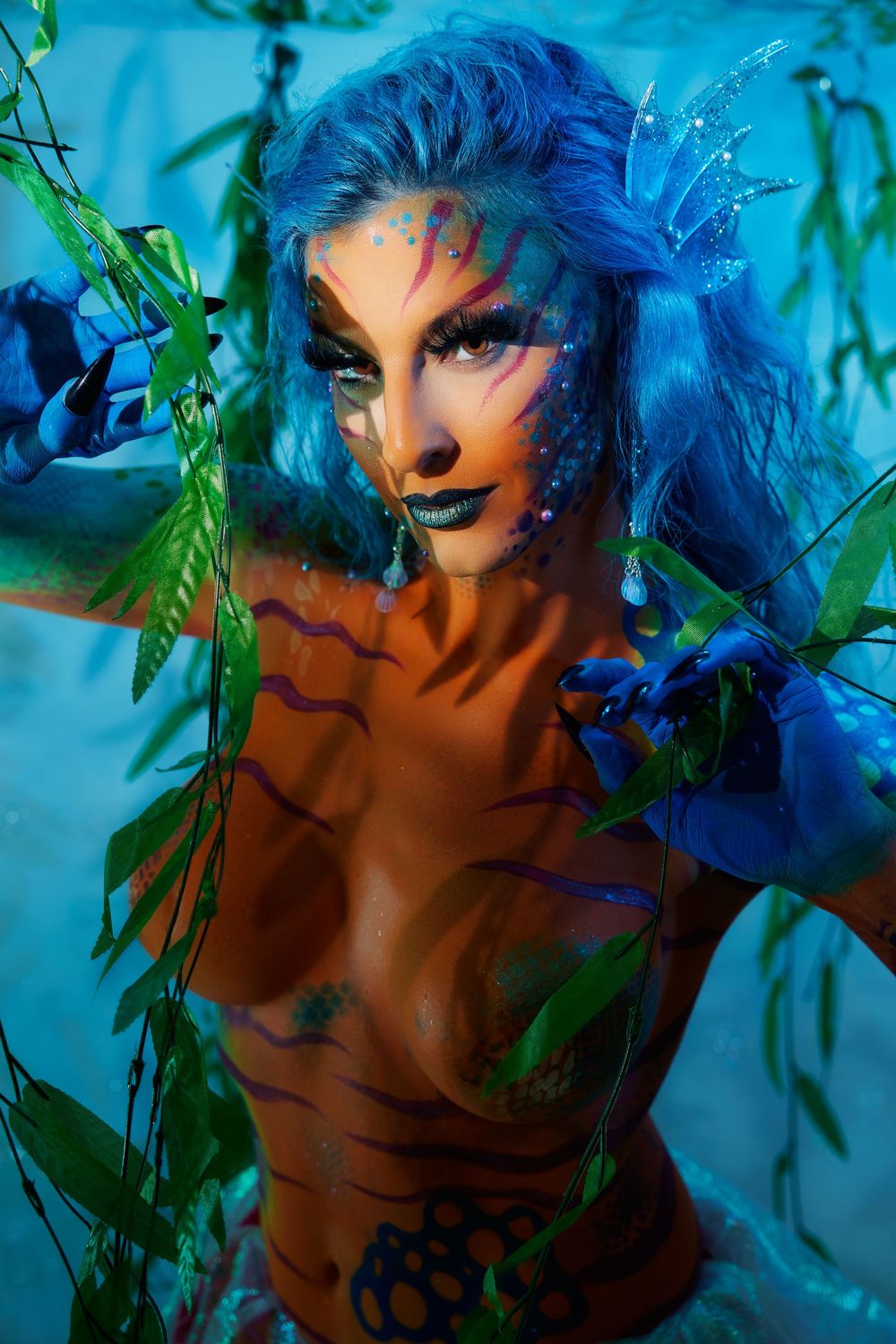 underwater goddess aesthetic, aquatic fantasy photography, ocean-inspired body art, fish lady concept art, fantasy photography