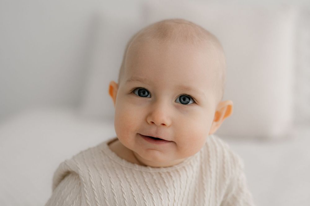 perhekuvaus, lapsikuvaus, lapsi, 1-vuotiskuvaus, 1-vuotias, studiokuvaus, newborn, vauvakuvaus