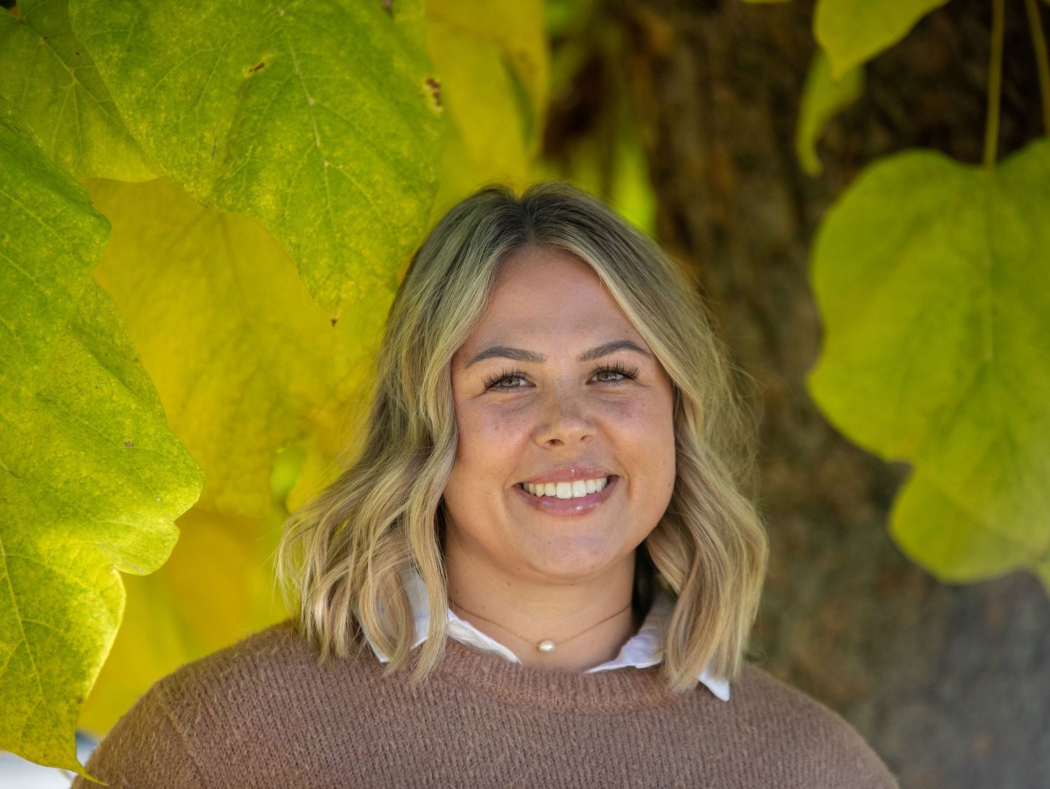 Gunnii Sack Photography, Volcano CA, Lifestyle Photoshoot, Fall Photos, Headshots