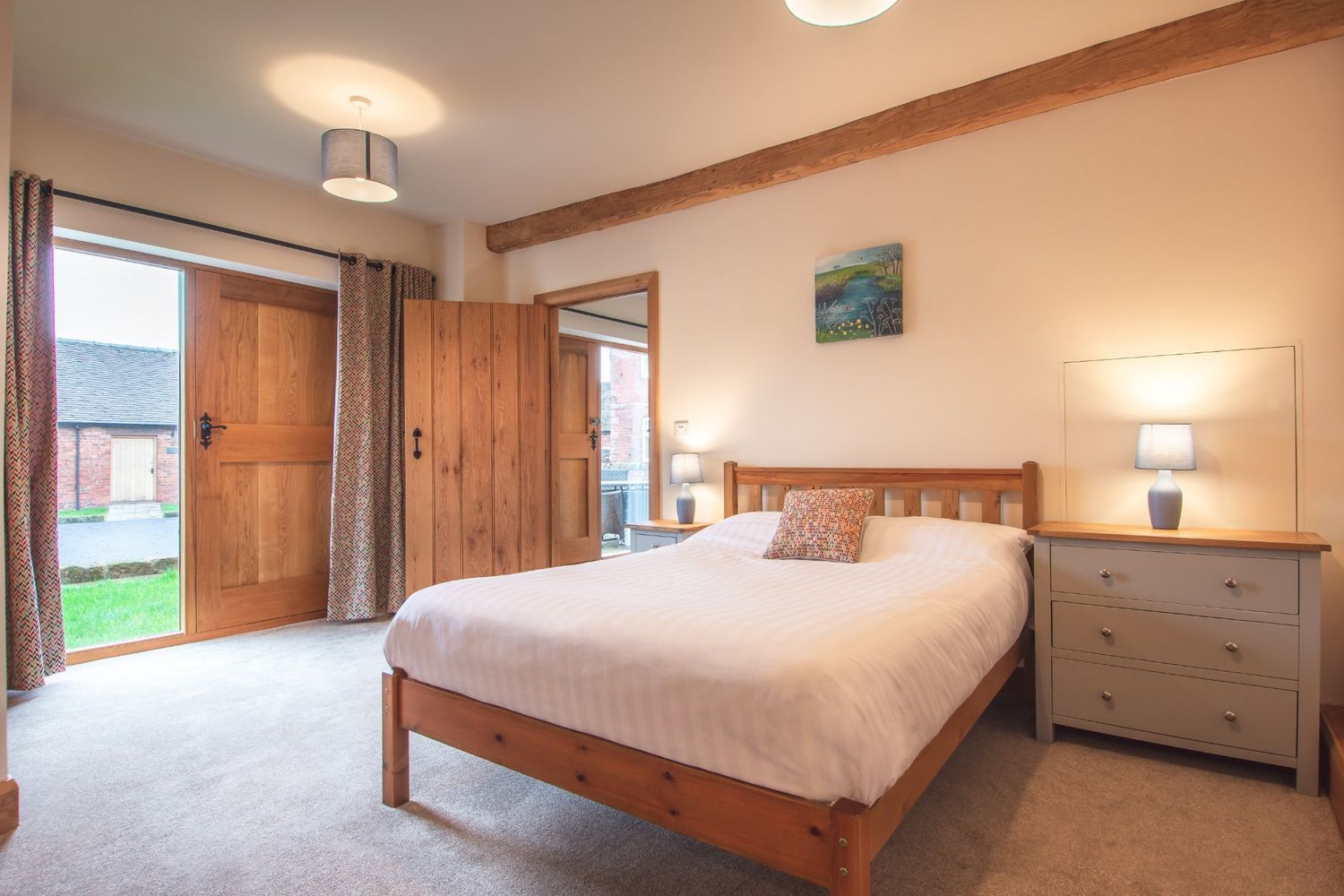 Professional commercial, real estate, Airbnb, holiday let, business, product, and branding photography in Rotorua & Bay of Plenty.