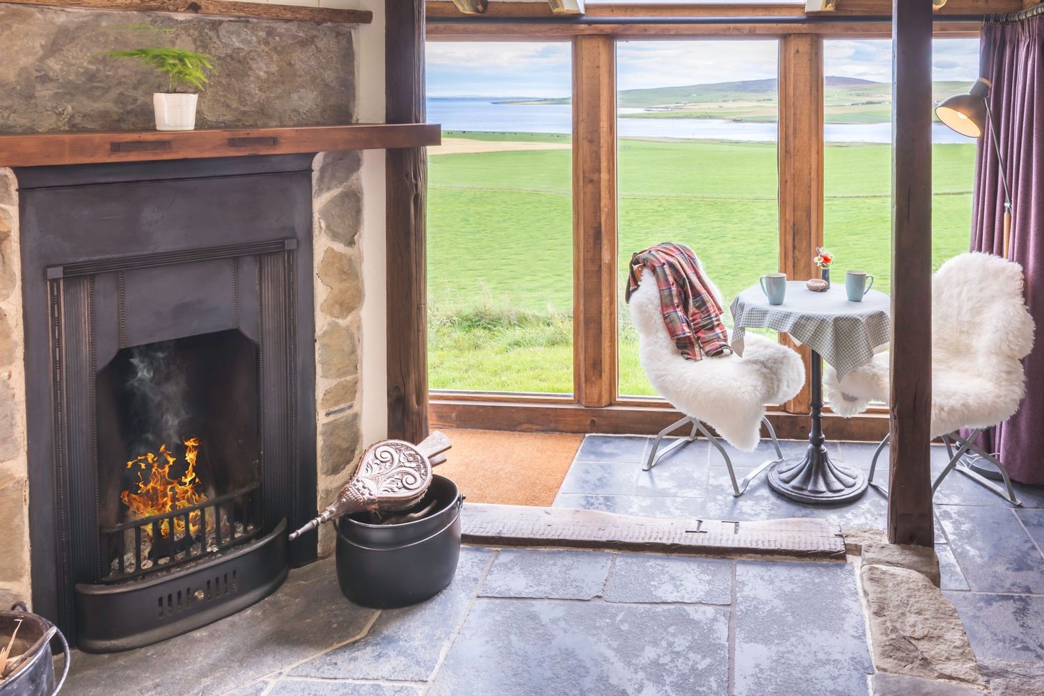 Professional commercial, real estate, Airbnb, holiday let, business, product, and branding photography in Rotorua & Bay of Plenty.