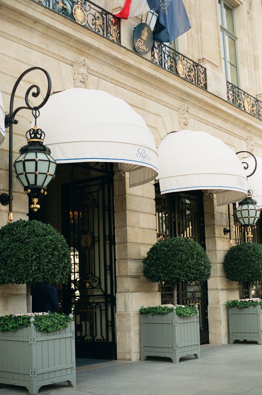 ritz paris hotel, paris film photographer, paris wedding photographer, editorial paris wedding photographer, paris film weddings