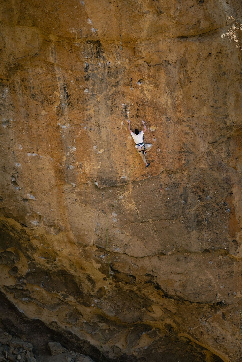 American climber Jordan Cannon climbing Lucky Pigeon in Smith Rock, USA. Climbing photography and film by Jan Virt.