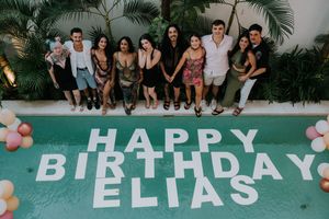 Luxury birthday photography service in Bali