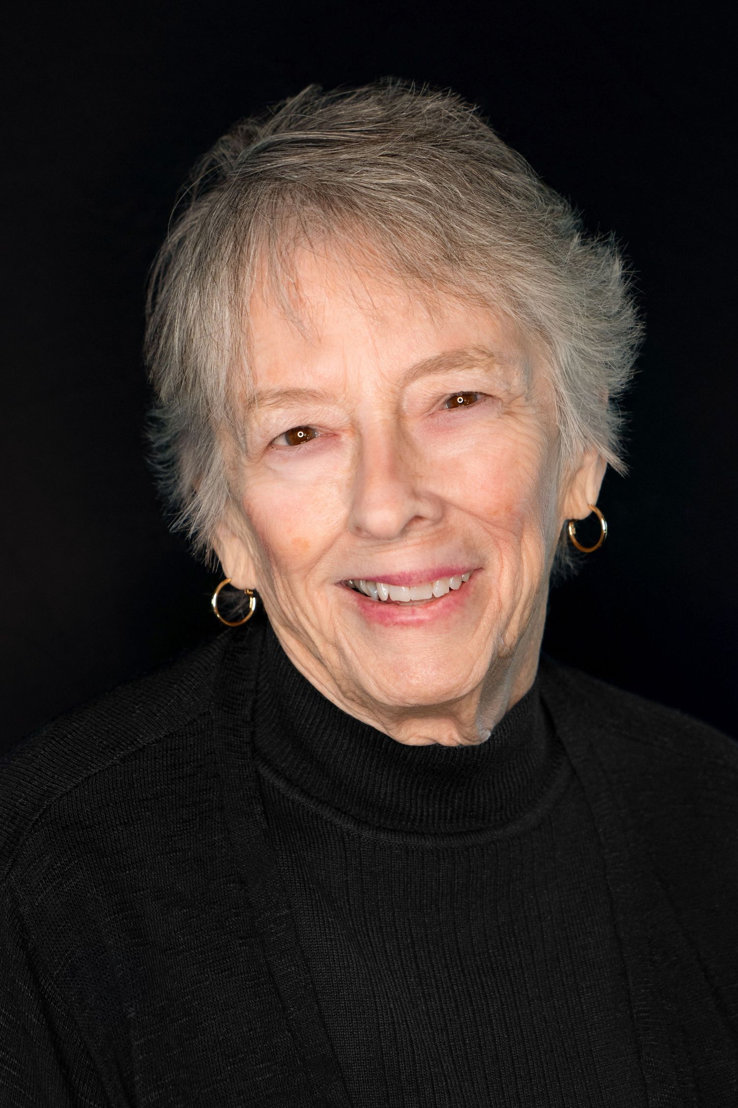 Elderly women’s portraits for her “obituary photo” with Leah Ramuglia photography in Plymouth, MA.