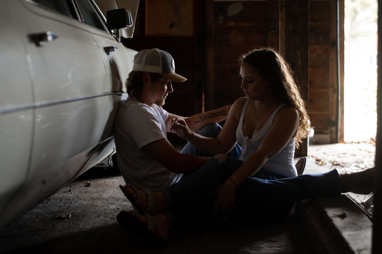 Marquette, MI Lifestyle couples and wedding photographer - Serving the Upper Peninsula and beyond!