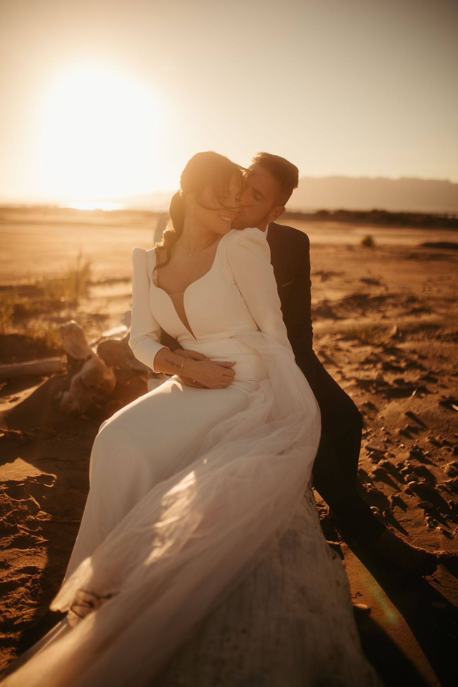 Fotografía de boda en la Costa Dorada al atardecer