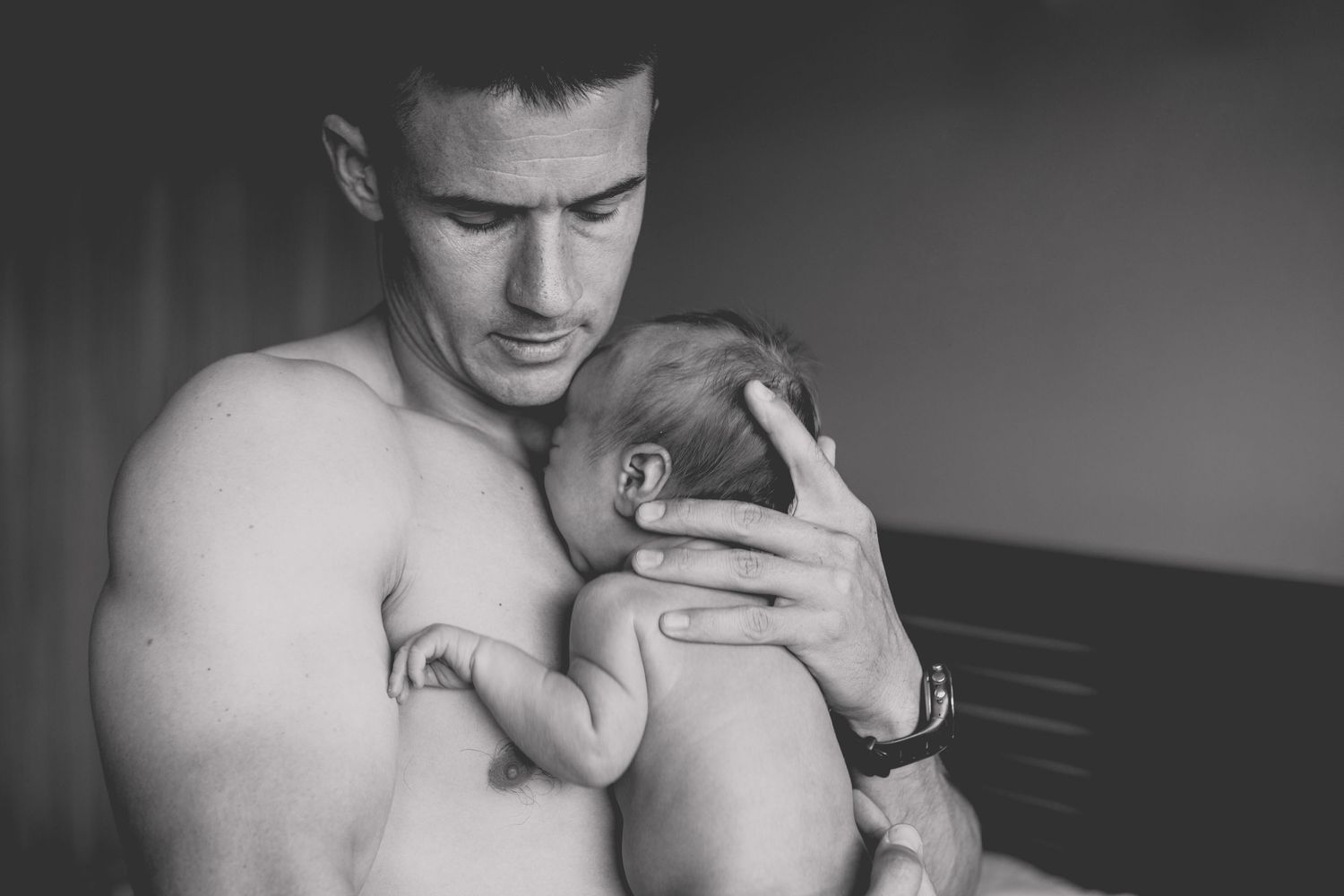 In home newborn session