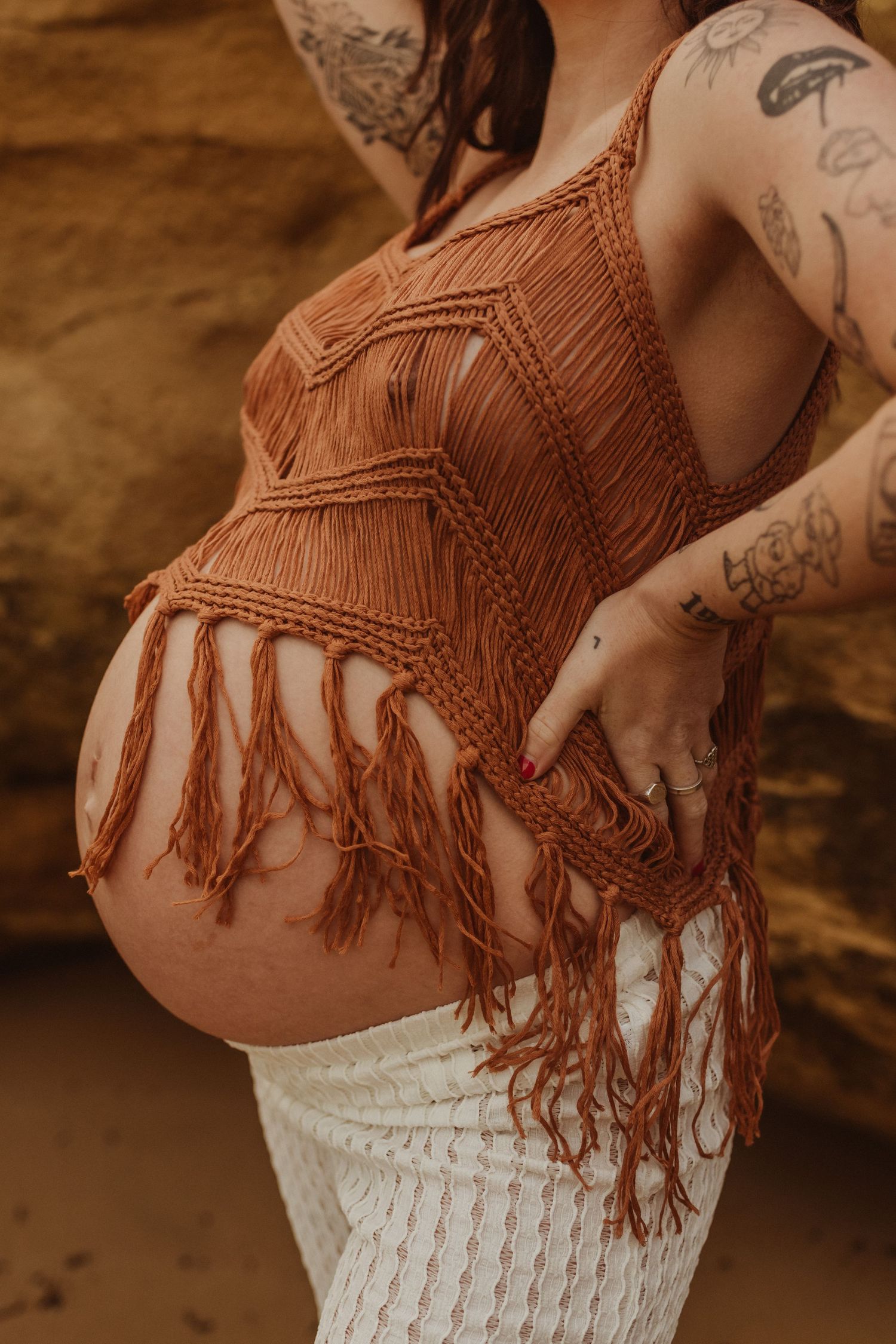 Maternity photograph by Jessica Henderson Photography, Geelong Maternity Photographer, beach photography