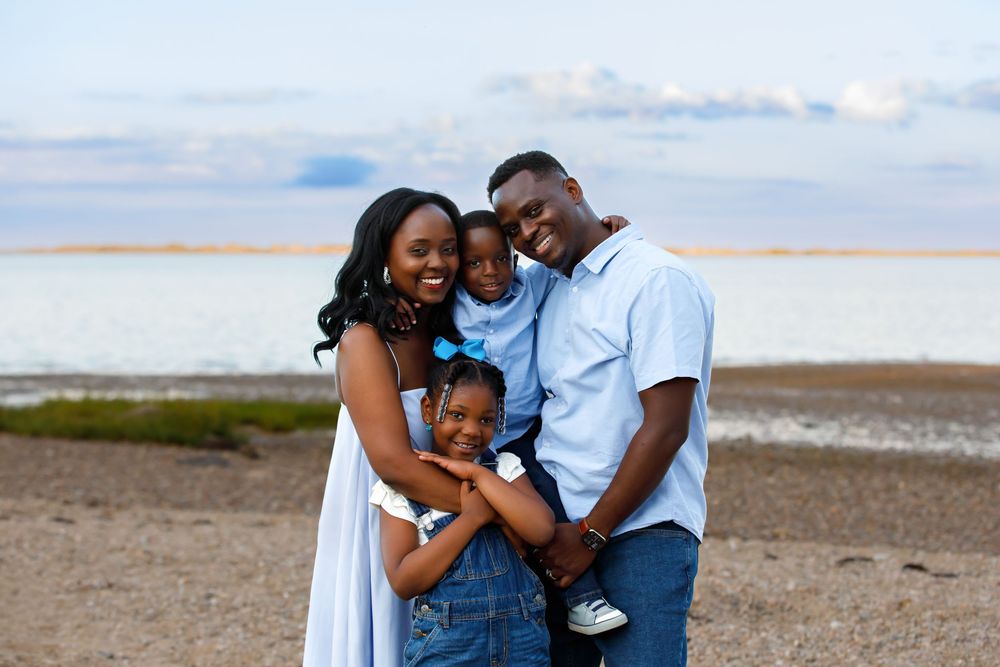 beach mini session 
family mini session