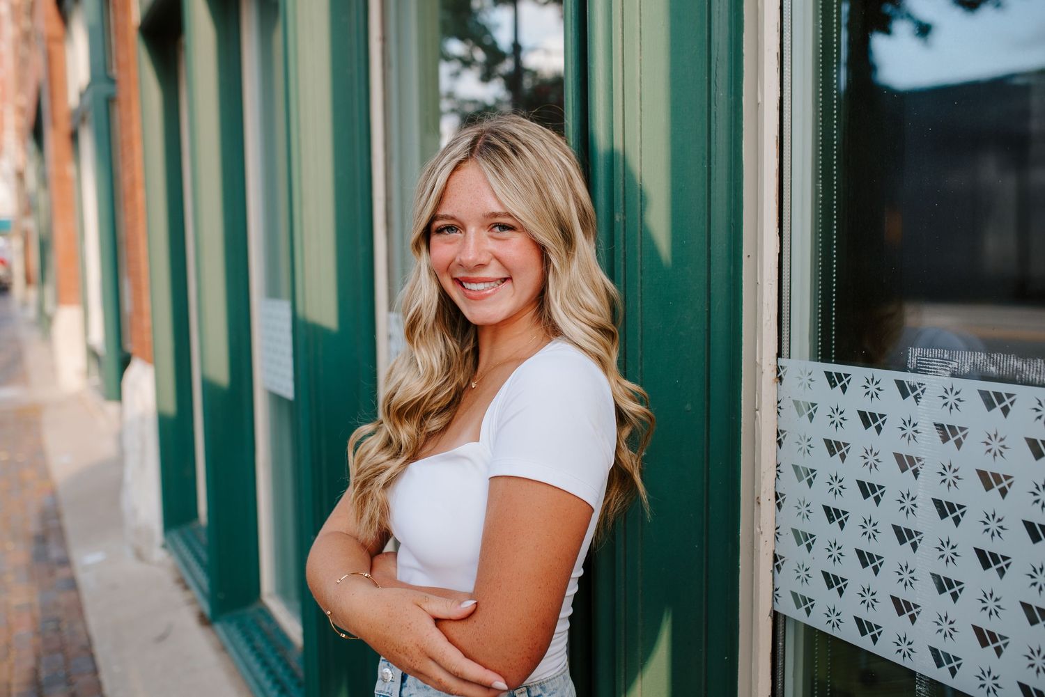 Senior pictures in downtown Wichita Kansas by Photographer Jessica Nadine Photography